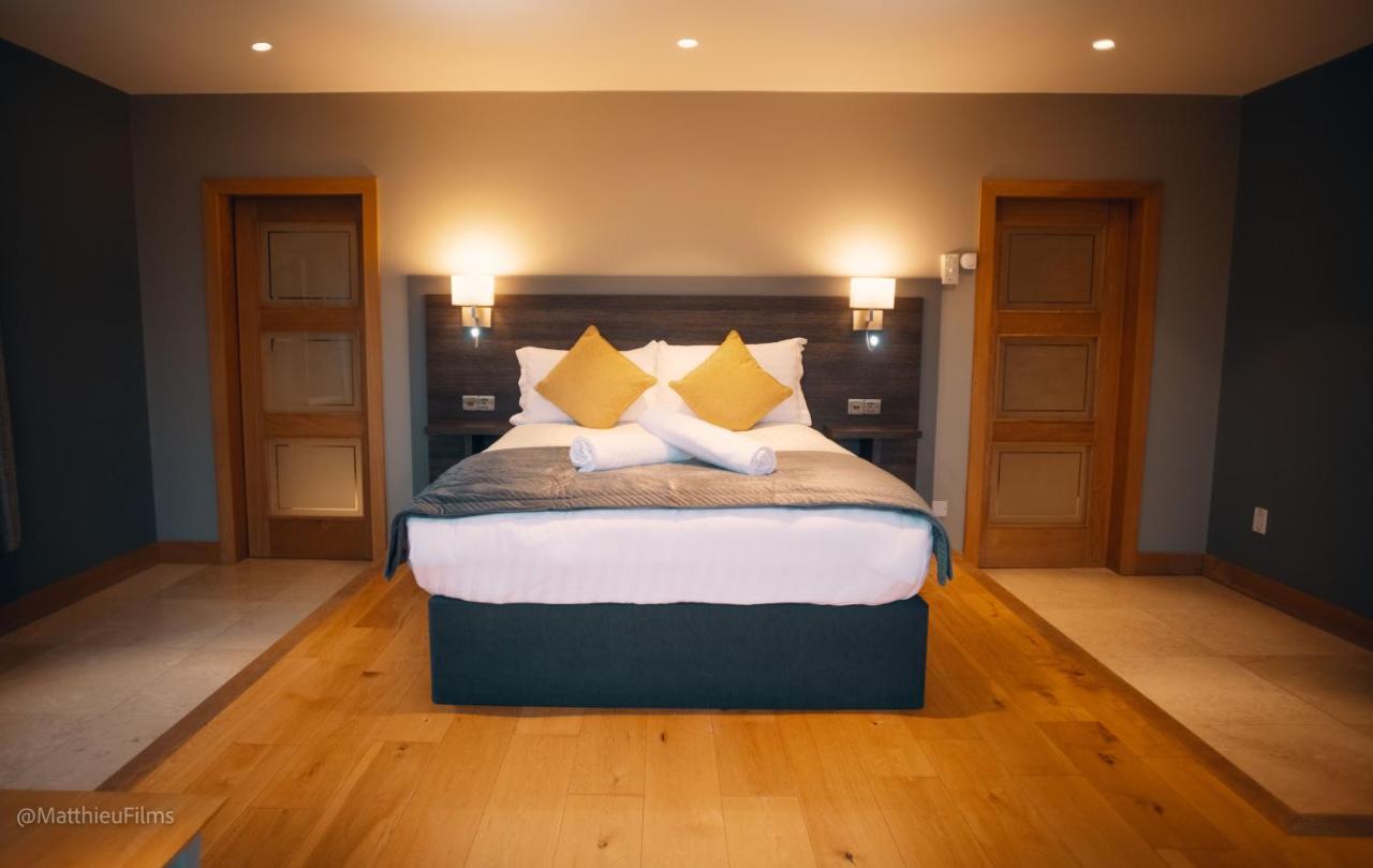 Fab View (Adults Only) Hotel Dingle Bagian luar foto