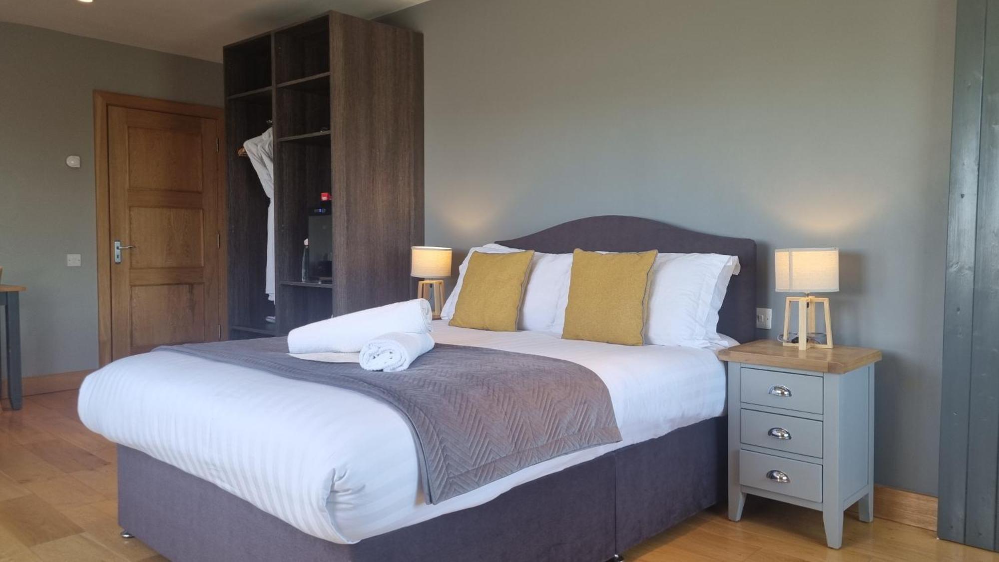 Fab View (Adults Only) Hotel Dingle Ruang foto