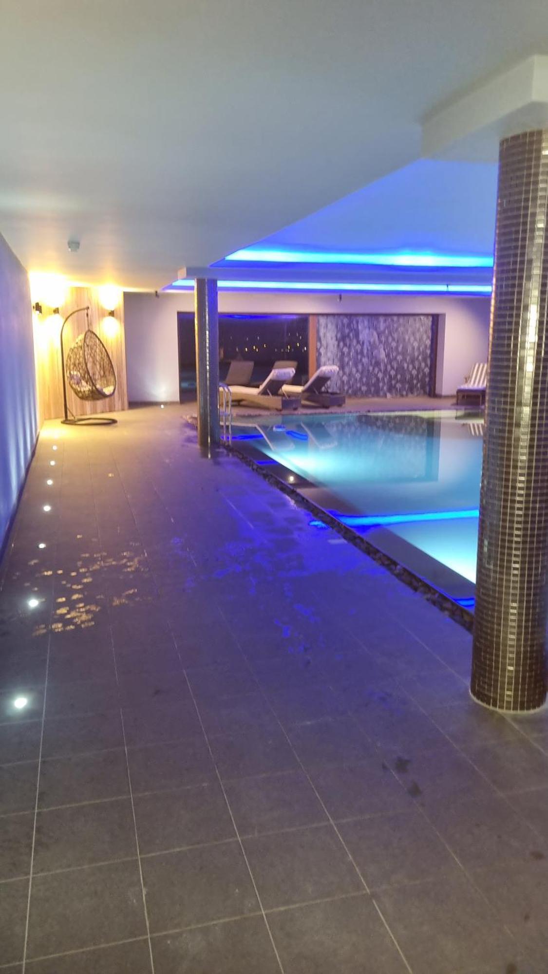 Fab View (Adults Only) Hotel Dingle Bagian luar foto