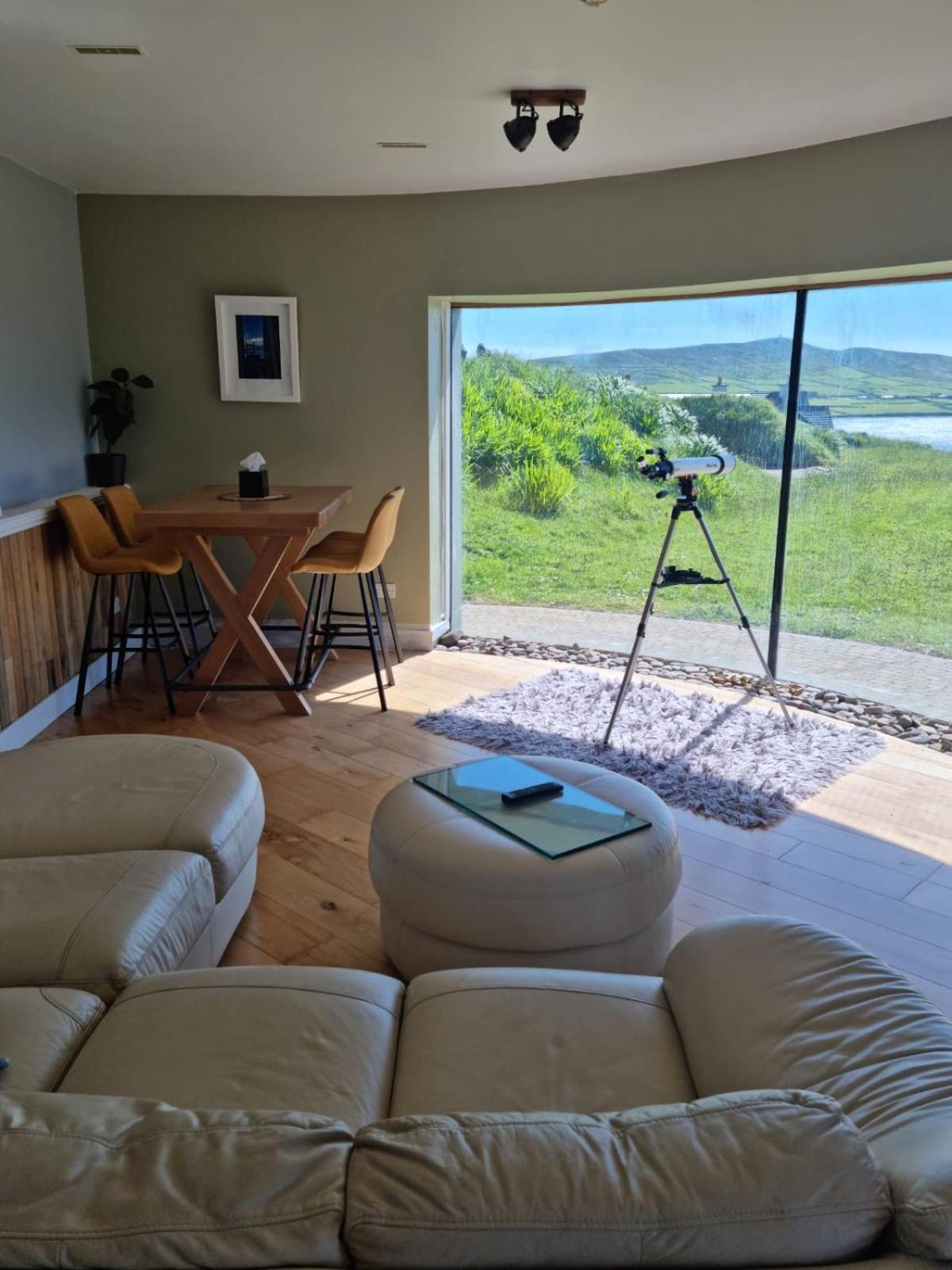 Fab View (Adults Only) Hotel Dingle Bagian luar foto