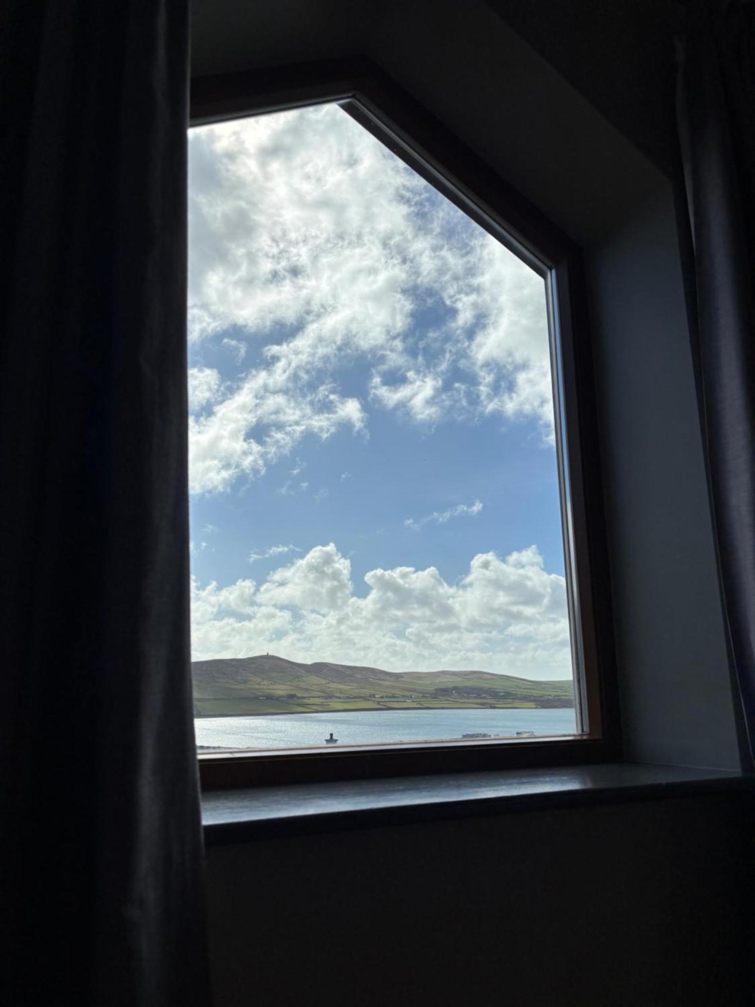 Fab View (Adults Only) Hotel Dingle Bagian luar foto